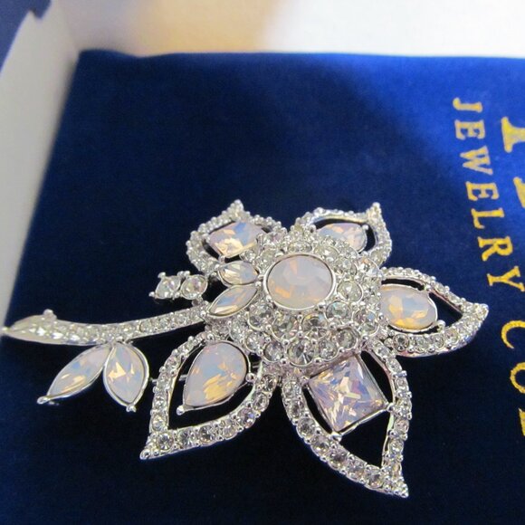 JTV Titanic Jewelry Collection Faux Opal & Faux Diamond Floral Pin - Gorgeous!! - Picture 2 of 16